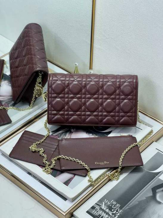 Picture of Dior Handbags _SKUfw238913903fw
